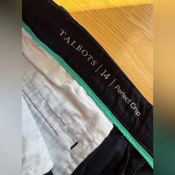 Talbots Perfect Crop Navy Chino Pants - Picture 3 of 6